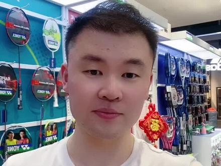 天斧100ZZ,就问你爱不爱吧!#尤尼克斯装备 #尤尼克斯球拍