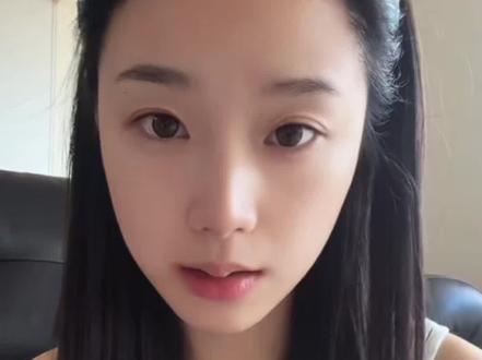 小亿下一部剧是和王道铁二搭《信诺山河》 小亿谈接这部红色剧的契机和自己的想法,真的是很正能量的演员,我感觉又重新认识了小亿#王小亿#王道铁 #信诺山河 #终将抵达的南亭山 @王小亿