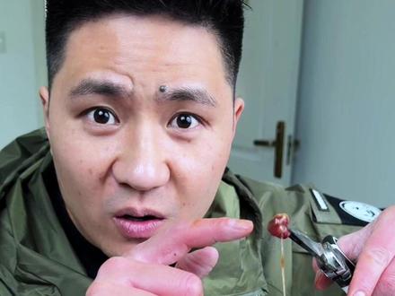 用这个办法挑虾线又快又干净!#生活小妙招 #去虾线 #生活技巧 #大虾的神仙吃法 #分享知识