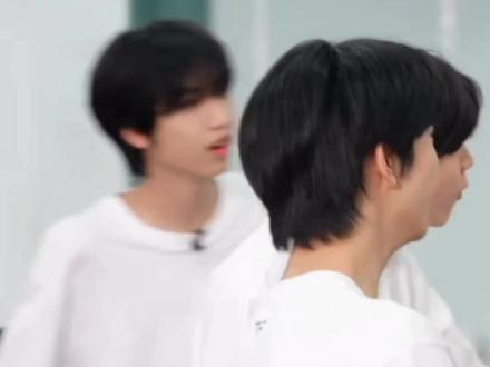 这个投票结果给我看死了#奇文