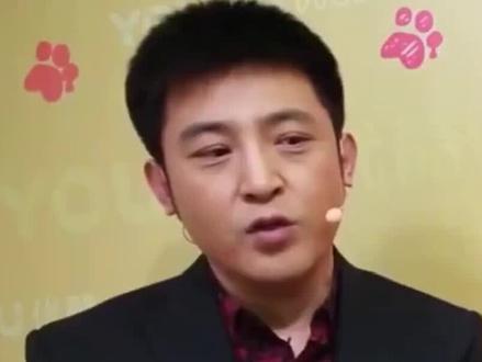 #上热门🔥 #关注我持续更新 🔥孙涛“道歉”惊天反转!营销号集体被打脸!🔥
最近,一则“孙涛公开道歉”的消息刷爆网络,但真相却让人大跌眼镜——这根本是场彻头彻尾的谣言!
事件起因是部分营销号恶意剪辑,编造出“孙涛直播力挺闫学晶”“发布道歉信”等虚假信息,甚至伪造多封不同日期的“道歉信”混淆视听。更过分的是,谣言逐渐升级,从“拍案而起”到攻击孙涛妻子“靠人脉上位”,恶意抹黑其家人。
但真相永远不会被掩盖!孙涛本人于1月23日发布23分钟长视频,公开1月2日直播完整录屏,全程仅回应个人工作与生活问题,对闫学晶事件“只字未提”。抖音平台也迅速行动,核查后确认无任何证据显示孙涛曾提及闫学晶事件,并下架超8000条谣言视频,封禁首发账号,清理6万余条负面评论。
这场闹剧,不过是营销号为博眼球的恶意炒作。孙涛的坦荡回应与平台的雷霆处置,让谣言不攻自破。在此也提醒大家:不信谣、不传谣,让网络空间更清朗!
#孙涛辟谣 #网络谣言止于智者 #抖音求真