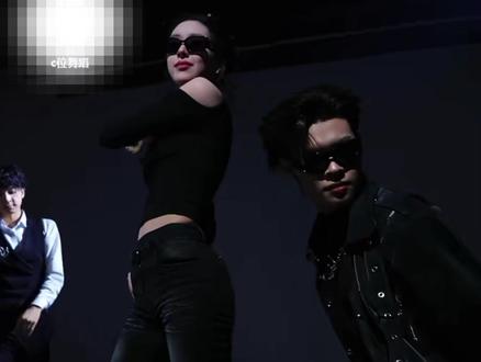 我要验牌实操版来了 供大家参考#我要验牌 #团播舞蹈 #团播运镜 #原创 #团播