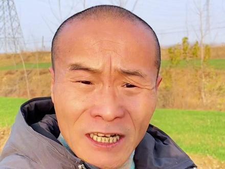 小老百姓也爱国!#爱国 #老百姓关心的话题 #传递正能量