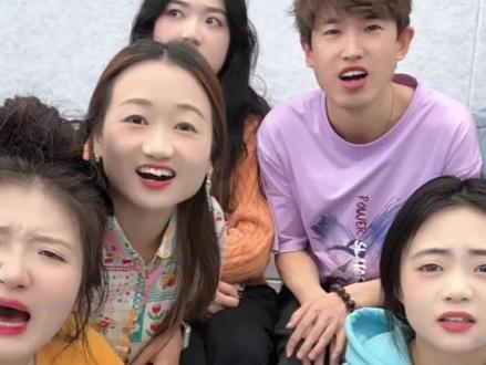 给老板和辣条准备什么生日礼物呢! #办公室日常