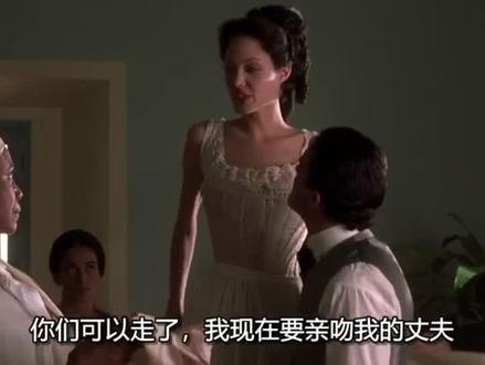 我喜欢你雪茄的味道~
#撒谎 #雪茄 #浴缸