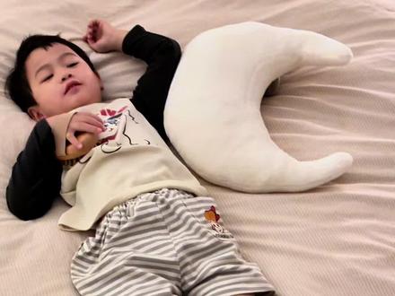 小儿春季📈高高推拿 8分钟无删减跟练版 豆芽菜打卡版 #儿童养生 #春天养生 #中式育儿 #小禾观观佛手当归按摩精油