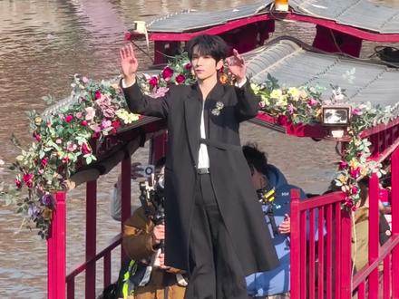 余承恩来清明上河园了 #余承恩 #偶遇明星 #开封清明上河园 #旅行推荐官