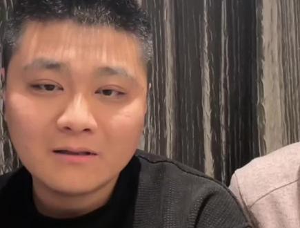 #朱进#南京双胞胎 大家的眼睛是雪亮的,咄咄逼人,还好没在一起,听大家的劝,离开了,真吓人。