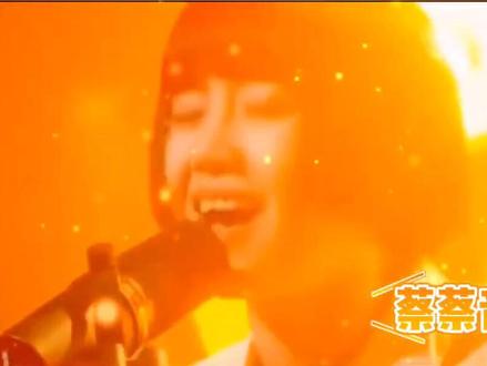 #音乐分享🔥
《我用什么把你留住》直叙生命苦涩如歌,它亦璀璨如歌。