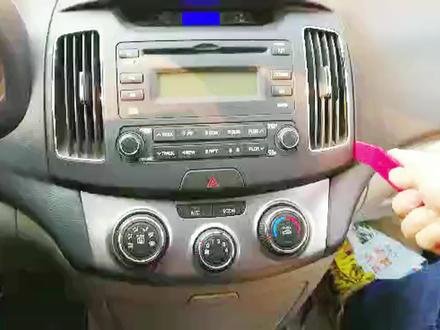 大方女婿给老丈人安装11款新悦动导航,完工付款后边开车边心疼。 #新悦动导航 #大屏导航安装 #汽车导航