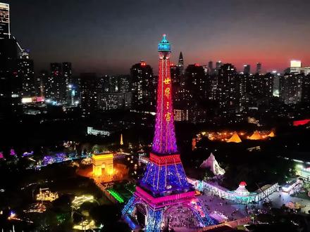 你想好去哪里跨年了吗?今年的双旦,不如就来世界之窗欣赏烟花吧。#世界之窗又有烟花了#玩转深圳世界之窗#拿破仑在世界之窗开大了#拿破仑点亮深圳夜#深圳的冬天有多好逛