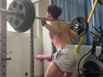 不深你做什么深蹲 #深蹲#足背屈功能受限 #热身