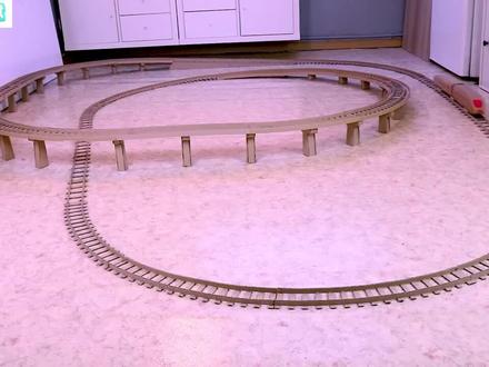 用纸板制作铁路高速列车模型