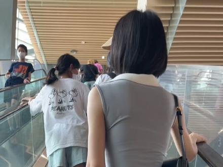 还是卷一下吧 上个电梯
