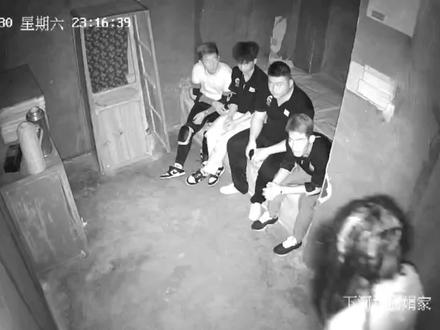 纯享版来啦!一切的起因都要从一枚铜币说起哈哈哈哈#监控下的一幕 #真人密室逃脱 #精彩片段 #惊魂一刻 #沉浸式体验