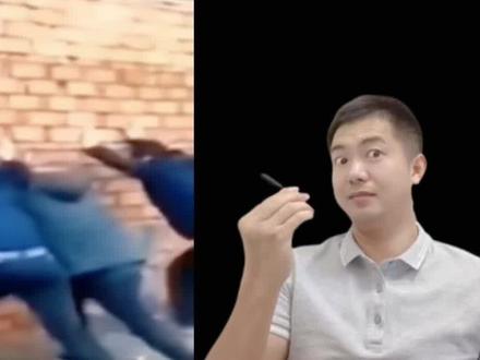 城管下乡拆违建,推墙时发生以为,看了都疼#城管执法局