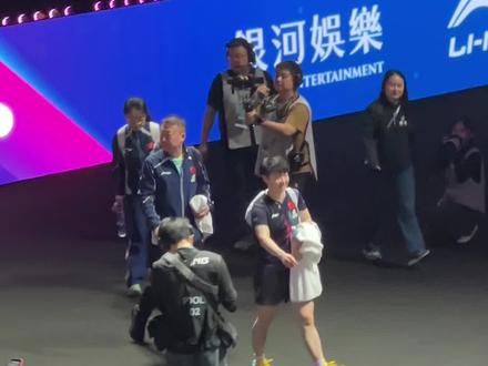 澳门世界杯Vlog|追星➕度假篇🤩 是谁一次性看到莎莎大头曼昱的比赛现场 这么幸福!而且还发现了一个超宝藏的度假城,以后来澳门看赛事演唱会 不愁没地方吃喝玩乐啦!#澳门银河 #澳门安达仕酒店 #银河综艺馆 #王楚钦孙颖莎 #澳门世界杯