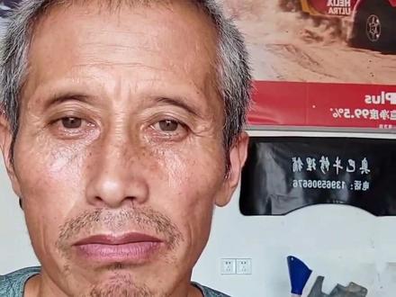 拆福克斯储物箱!不懂装懂!永远是饭桶!#维修保养 #汽车 #汽车保养与维修 5个螺丝都是花六角!