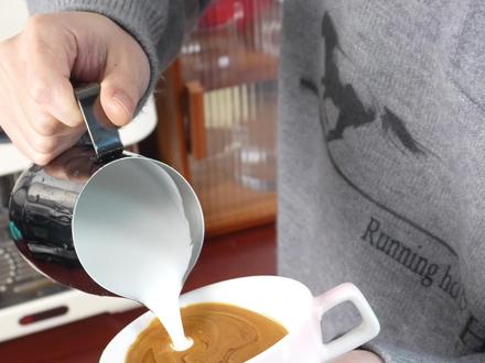 咖啡拉花三个小细节. #咖啡拉花 #咖啡拉花教学 #咖啡机 #冷知识 #咖啡爱好者