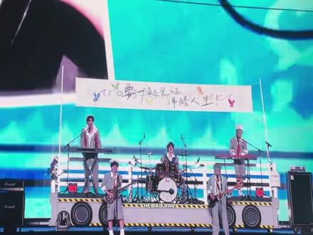 阿志,如此美萌#朱志鑫#top登陆少年 #演唱现场 #tf家族新年演唱会 #爱豆