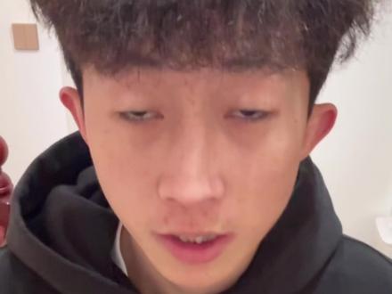 上次相亲失败了,豆包又给我搭配了一套衣服,十分霸道总裁!
#当豆包教我打扮 #相亲穿搭 #霸道总裁 #豆包ai #ootd穿搭