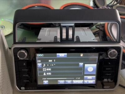 大几千块就可以升级霸道原装JBL音响
JBL主机直推原装JBL6喇叭