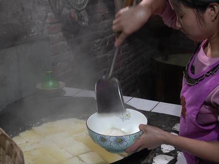 舌尖上的美味之“豆花饭”,在四川这是一道代表乡愁的菜#创作人计划 #美食