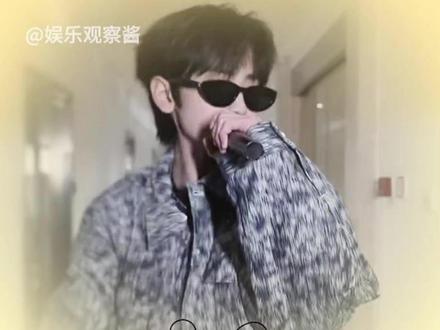 真不知道这个左奇函拿啥输#左奇函 #时代峰峻 #极限运动 #帅哥