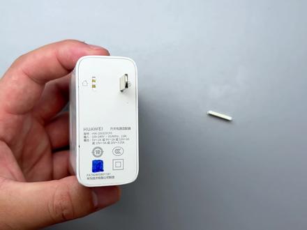 修复断插脚华为65W,简单分析这款充电器断插脚的原因 #华为 #华为充电器 #拆解 #维修 #数码