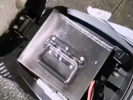 #变声 #小牛F2
电池升级,一次充电续航100公里,再也不用每天充电烦恼啦!#热门推荐 #小牛f2