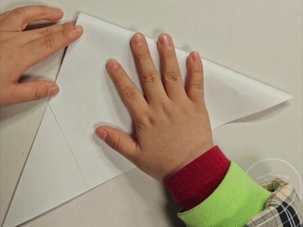 飞得超远,只要你力气够大!〔纸飞镖〕折法教程已更新!跟着小老弟,玩转纸飞机#真实生活分享计划 #纸飞机#折纸#寒假