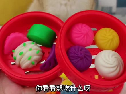 用中华美食彩泥给小猫咪做早餐吃#提高宝宝动手能力的玩具推荐 #亲子互动 #彩泥 #0-3岁儿童早教 #儿童创意手工