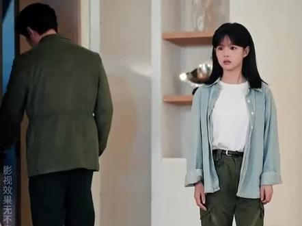 【于龙楊咩咩】#于龙怕热 #楊咩咩 新剧《婚后,陆指挥沦陷了》江小鱼与陆延远婚后同人同居室友的精彩片段来咯~期待上线✌✌✌