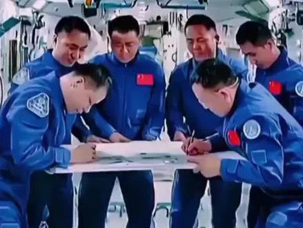 #神二十二返回舱#航天员返回地球 #航天科普#