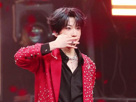 杨博文《闭嘴跳舞》三机位直拍 #荣耀之战 #tf家族四代