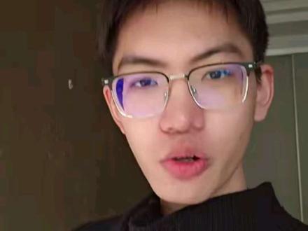 全网首发:我用3个月,TK从零到一在东南亚做一个品牌店【上品系统讲解篇】"以身入局"第三期,进度加速!店铺下来了,最关键一步:上品。这期没有废话,直接对比两种主流方法:
1.TK后台手动上:稳,但慢。适合初期摸索。
2.ERP一键铺货:快,但有小门槛。我拆解了全流程5步,从采集到发布,包括如何高效编辑链接(附省钱的第三方工具)。
这是把货盘"搬上网"的实战一步。关注我,下期带你进入真正的核心战场:首轮测品与内容策划。#行业大揭秘 #如何做跨境电商tiktok#电商创业#tiktok东南亚#跨境电商选品上品