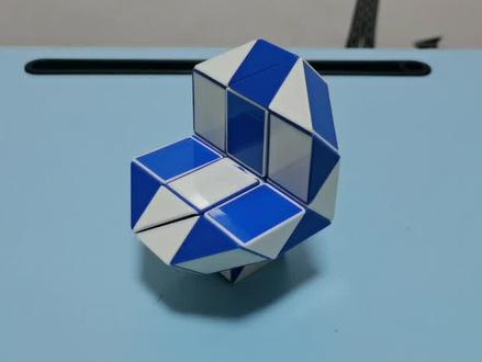 #百变魔尺 解说24段魔尺变椅子💺