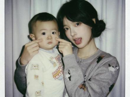 你知道嘛?你小时候我还抱过你呢~我的男朋友!#豆包ai #豆包P图已经nextlevel了#豆包P图指令 #男朋友小时候照片 #男朋友 抱过男朋友小时候豆包P图教程来啦!