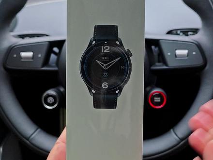 小米YU7的好搭子,小米手表s5来啦~~ #小米手表s5 #小米YU7 #我和我的小米汽车