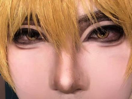 唯一被害人:潘馆长
#cos #咸鱼干 #阿诺 #潘馆长 #签售