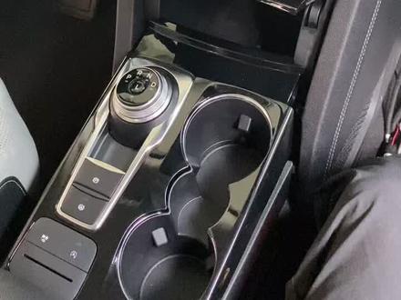 福特锐际中控导航主机拆卸