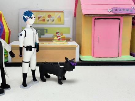 把大黄做出来对付疯狂的公鸡,疯狂动物园第二季 #疯狂动物园 #公鸡 #大黄 #狗 #疯狂动物园第二季