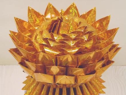 莲花灯折法三,中间小莲花折法 #元宝纸 #莲花折叠教程 #莲花灯