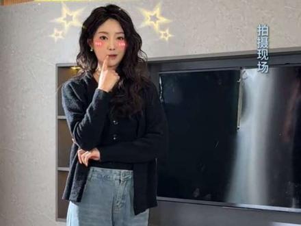 《装穷老公,你的马甲藏不住了》1月31日即将上线!起猛了女主离婚分家,用电锯分割财产,怒踹前夫!#装穷老公你的马甲藏不住了 #新剧 #剧情 #花絮