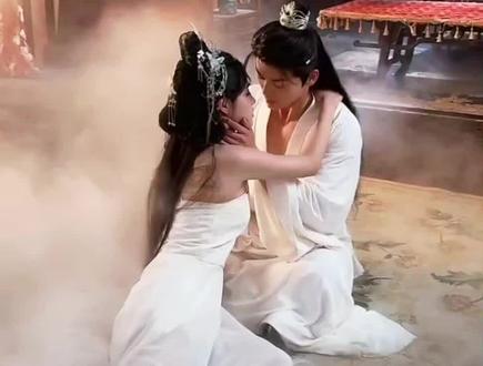 #强烈推荐 #都钊 #车芊云#缠绵#现场@车芊云(夏尔)