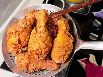 我做的炸鸡,秒杀一切炸鸡店#炸鸡腿#酥脆炸鸡 #抖音美食创作人 #咖啡汤圆 #元宵节快乐