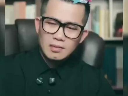 让这些专家乐死🫠#看完不笑算我输