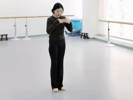 #李依晓虞姬 #虞姬遮面舞 李依晓的遮面舞大家实在是太喜欢了~今天找老师给拔出完整版了~习惯的可以跟练哦~