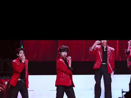 这个橹橹的临场反应好好吧#王橹杰#TF家族荣耀之战#爱豆