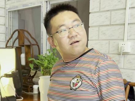 看北京蓝色王朝璋总的 #迪克·凡登布克 #赛鸽 #信鸽 #信鸽赛鸽 #职业赛鸽 #赛鸽比赛 #养鸽 #赛鸽运动 #鸽子 #鸽子信鸽 #赛鸽欣赏